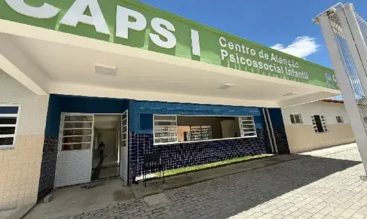Crato entrega novo CAPS Infantil à população