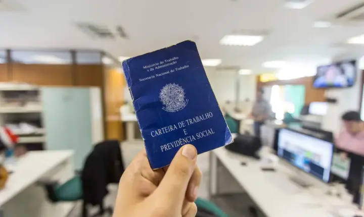 Semana começa com 720 oportunidades de emprego em Juazeiro do Norte pelo IDTSINE