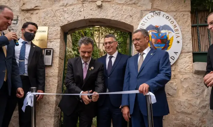 Colômbia inaugura embaixada em Jerusalém em aceno a Israel